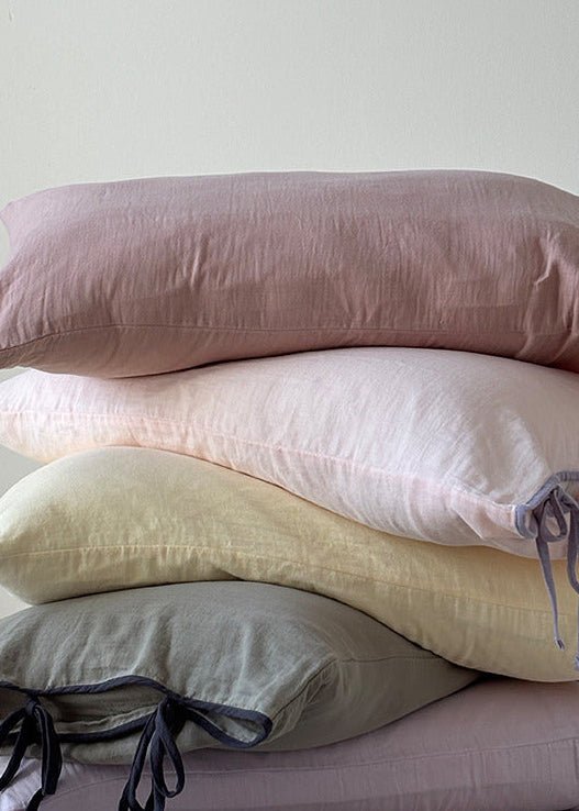 - Ever Lasting - Serena Ribbon Tied Bedding Set / Pink - Bedding Set - Ever Lasting