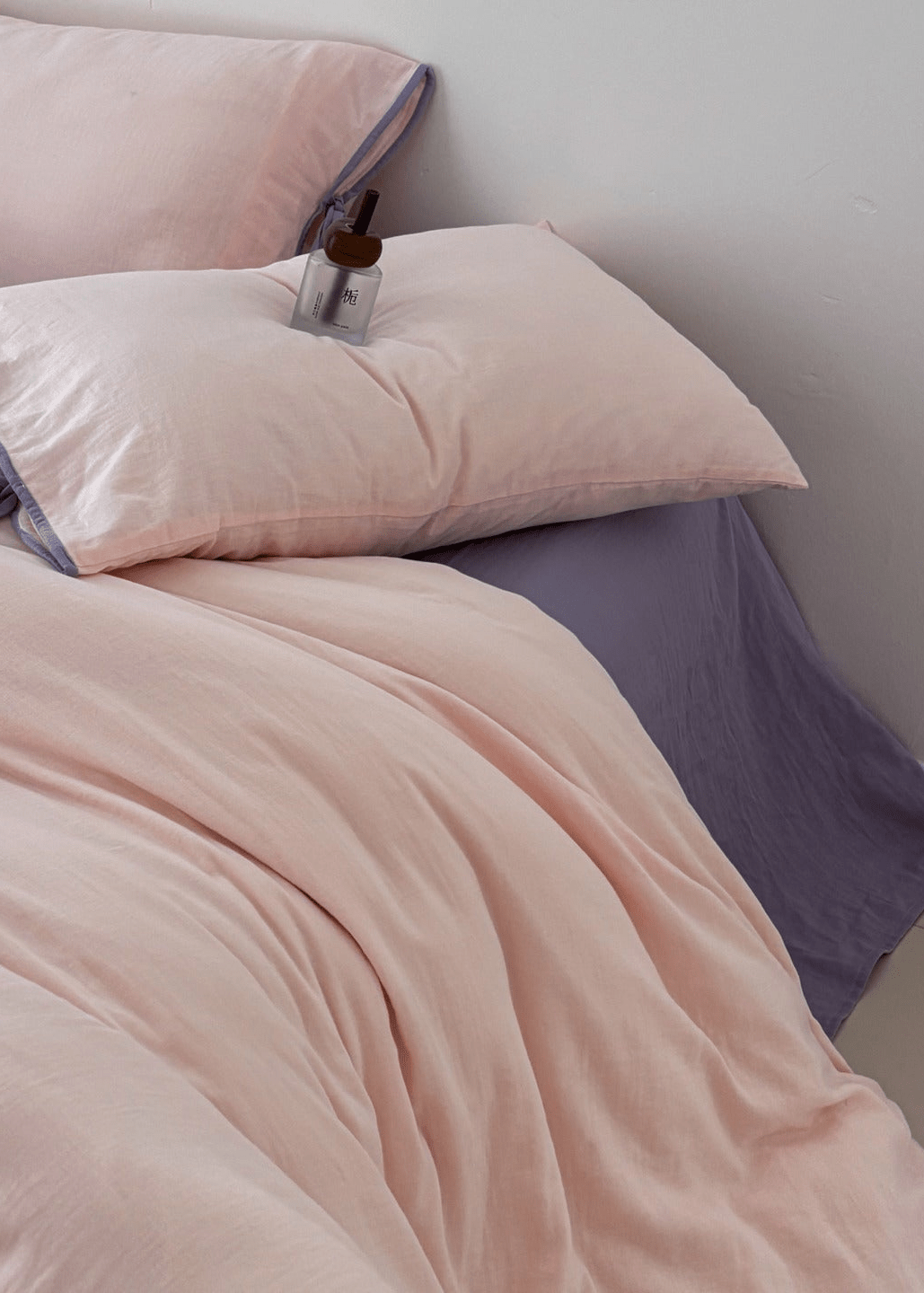 - Ever Lasting - Serena Ribbon Tied Bedding Set / Pink - Bedding Set - Ever Lasting