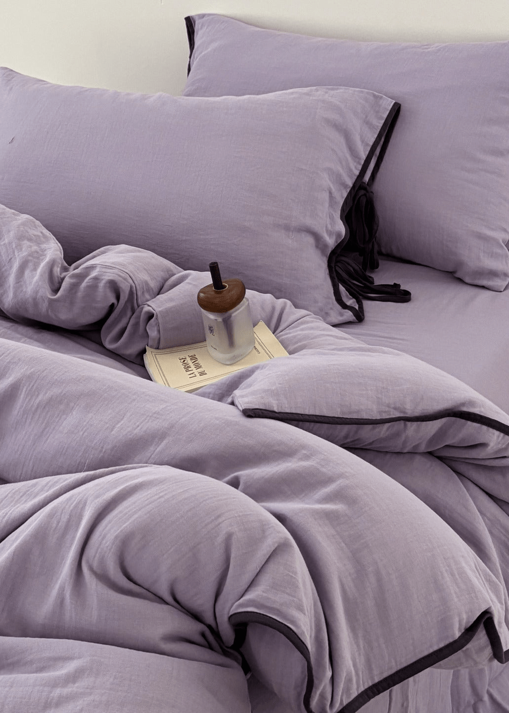 - Ever Lasting - Serena Ribbon Tied Bedding Set / Pink - Bedding Set - Ever Lasting