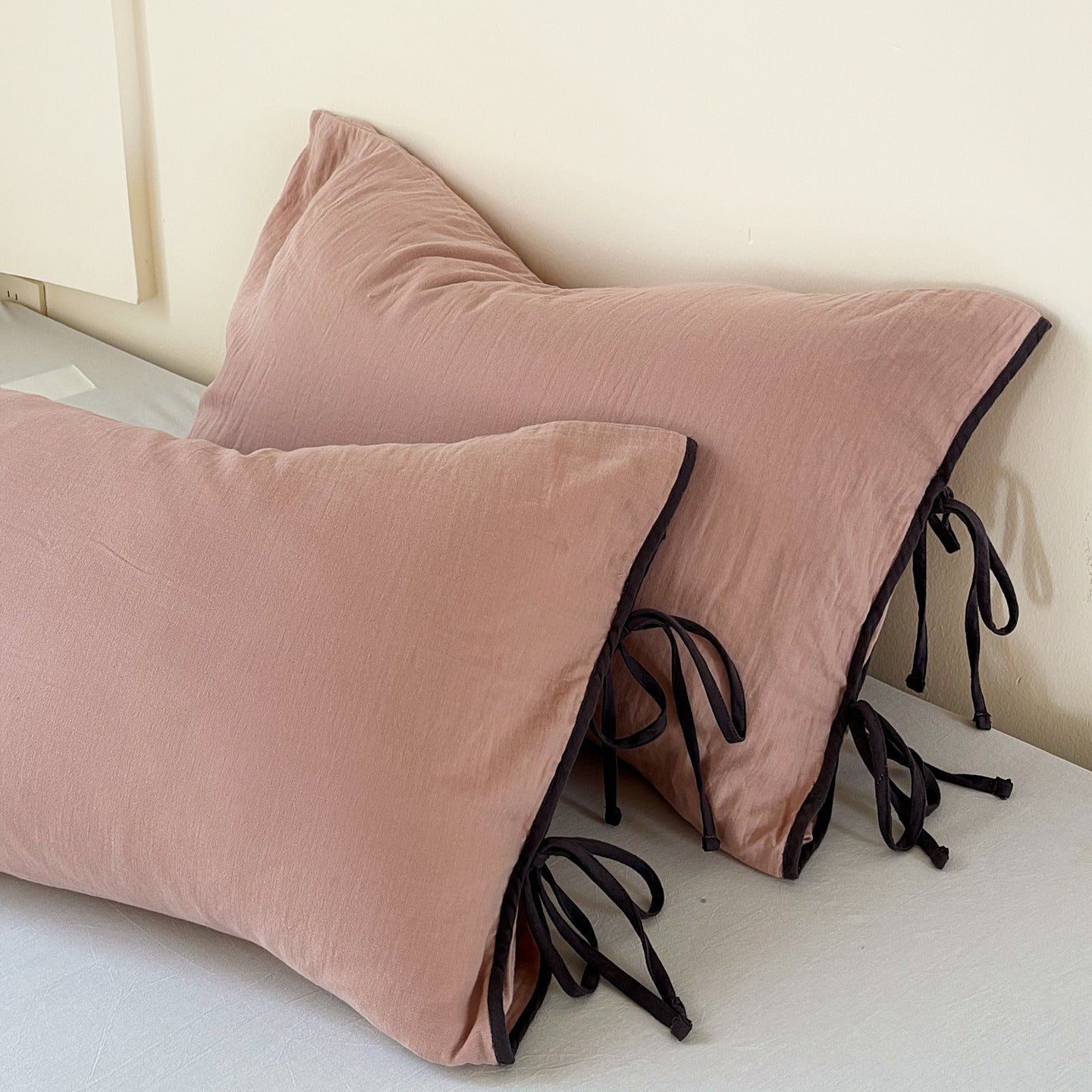 - Ever Lasting - Serena Ribbon Tied Pillowcases / Blue - Pillowcases - Ever Lasting