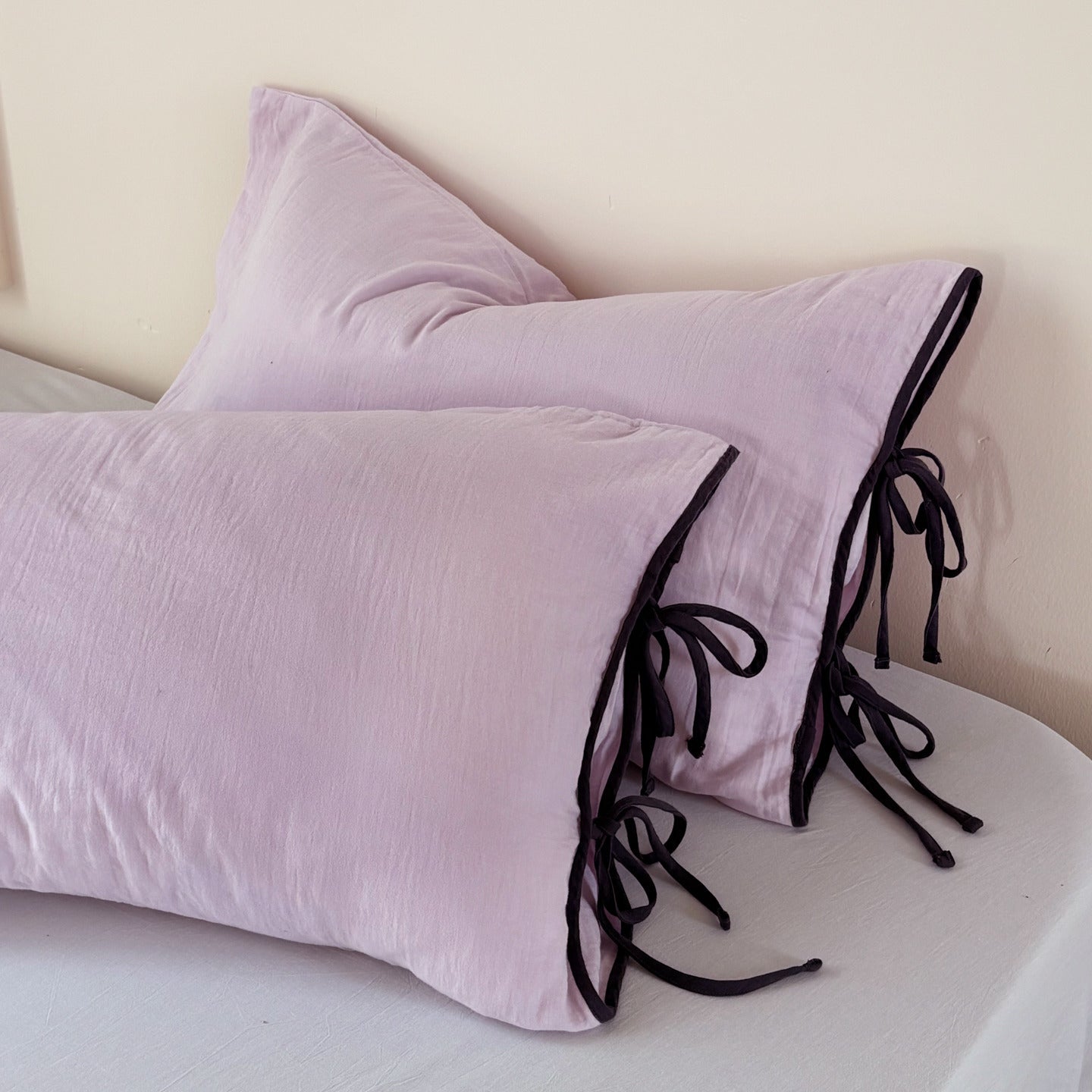 - Ever Lasting - Serena Ribbon Tied Pillowcases / Blue - Pillowcases - Ever Lasting