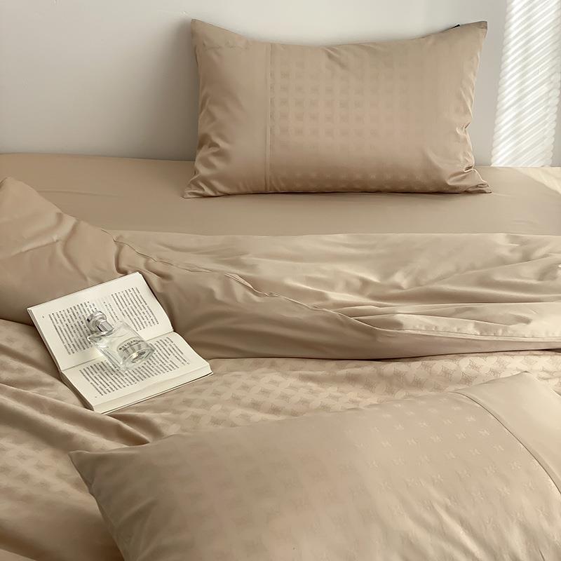 - Ever Lasting - Silky Floral Bedding Set / Snow White - Bedding Set - Ever Lasting