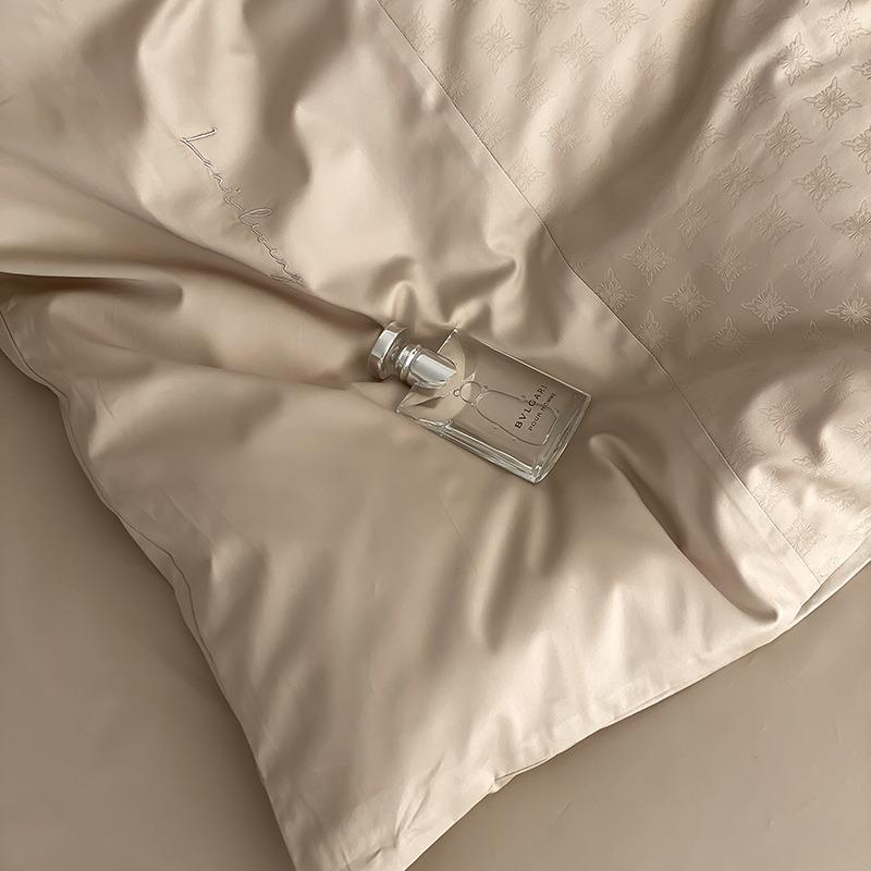 - Ever Lasting - Silky Floral Bedding Set / Snow White - Bedding Set - Ever Lasting