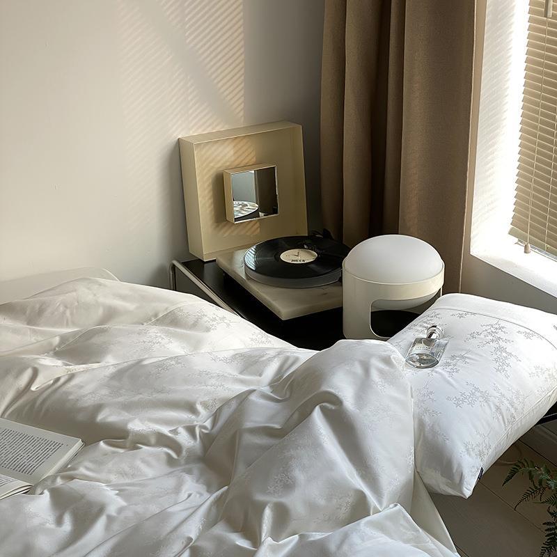 - Ever Lasting - Silky Floral Bedding Set / Snow White - Bedding Set - Ever Lasting