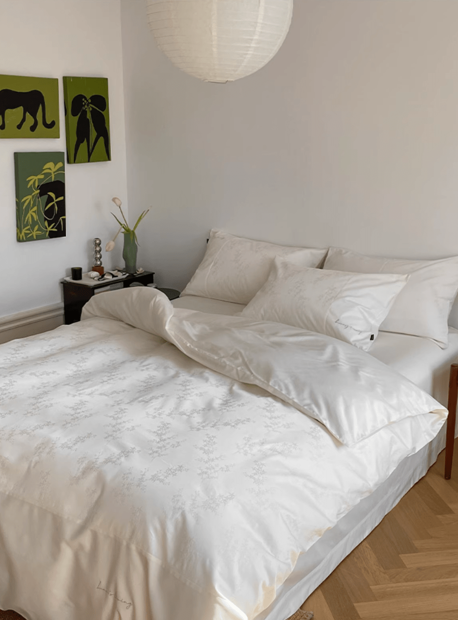 - Ever Lasting - Silky Floral Bedding Set / Snow White - Bedding Set - Ever Lasting