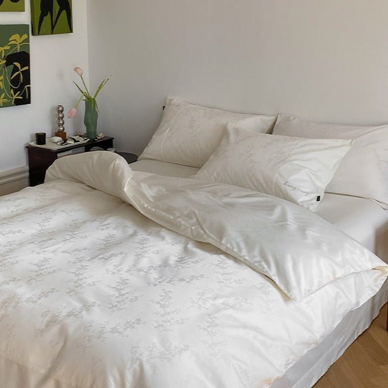 - Ever Lasting - Silky Floral Bedding Set / Snow White - Bedding Set - Ever Lasting