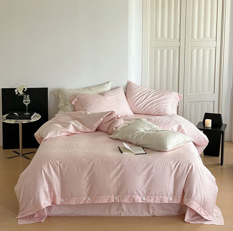 - Ever Lasting - Silky Leopard Buttoned Bedding Set / Baby Pink - Bedding Set - Ever Lasting