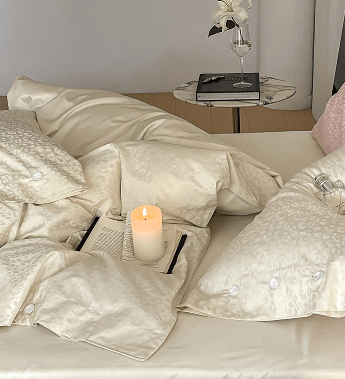 - Ever Lasting - Silky Leopard Buttoned Bedding Set / Baby Pink - Bedding Set - Ever Lasting