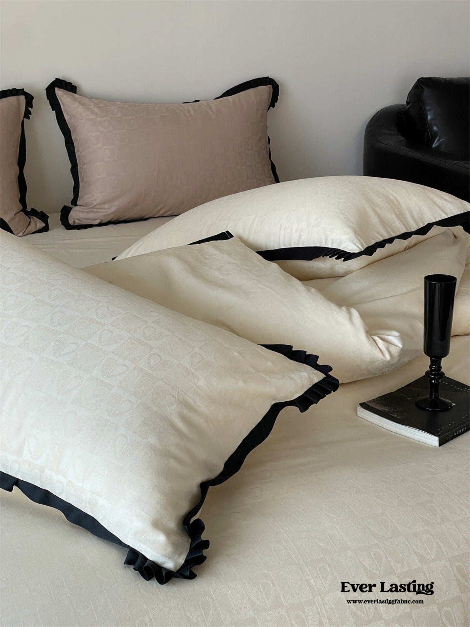 Silky Luxury Heart Textured Bedding Bundle - Ever Lasting