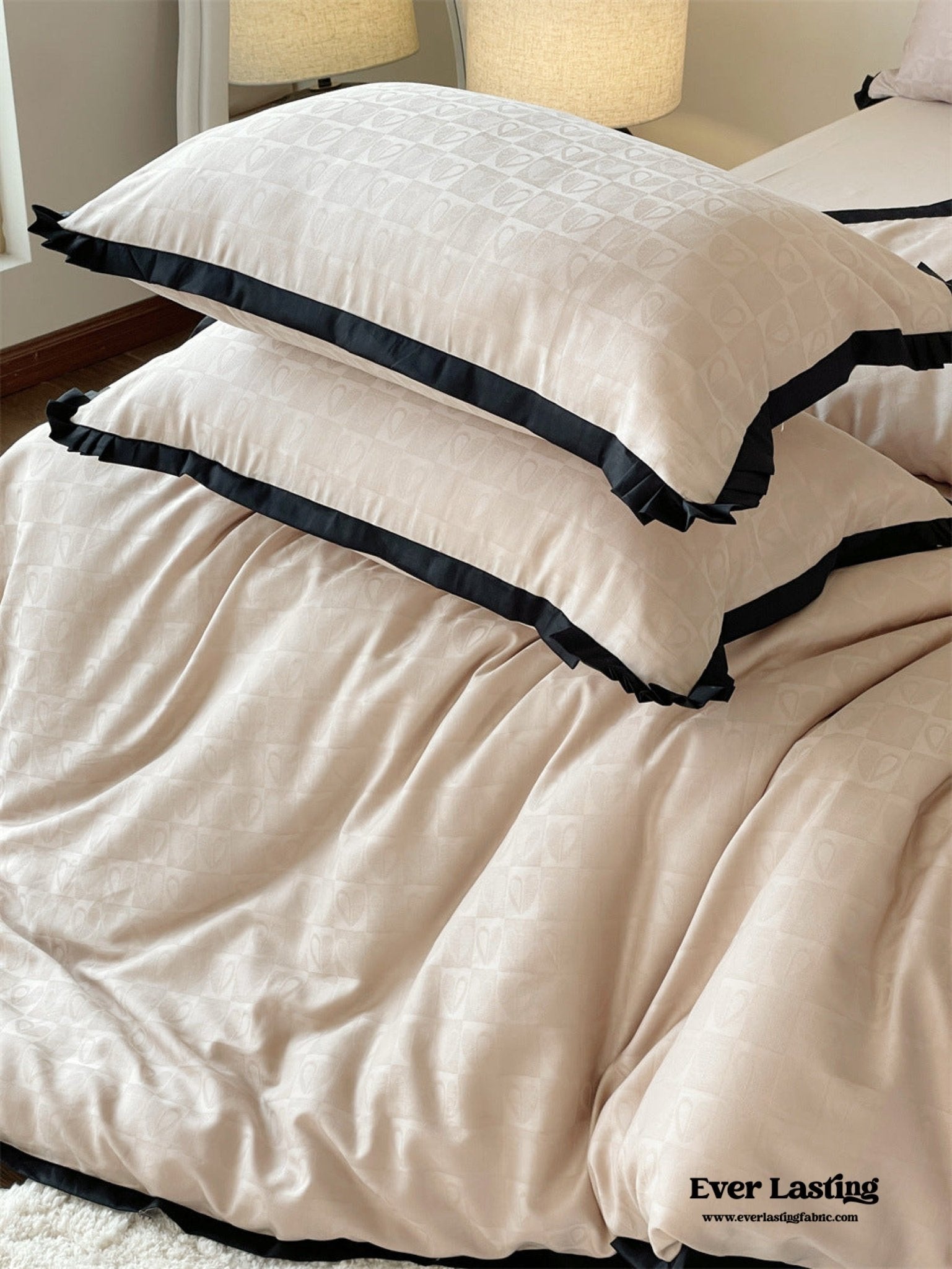 Silky Luxury Heart Textured Bedding Bundle - Ever Lasting