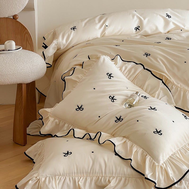 - Ever Lasting - Silky Ribbon Ruffle Bedding Set / Cream White - Bedding Set - Ever Lasting
