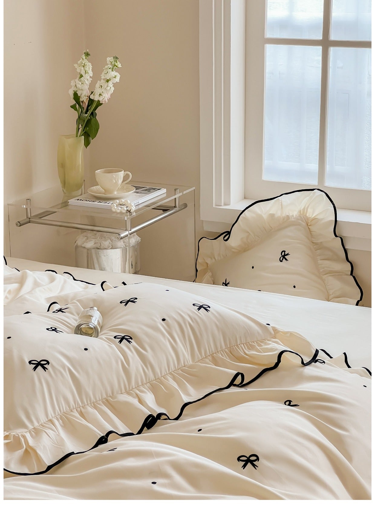 - Ever Lasting - Silky Ribbon Ruffle Bedding Set / Cream White - Bedding Set - Ever Lasting