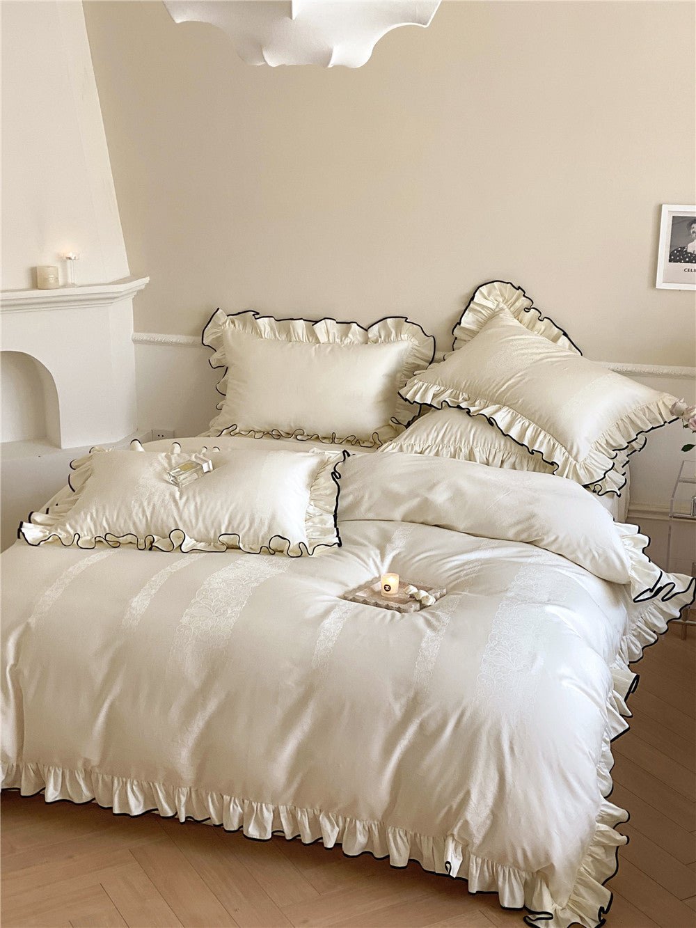 - Ever Lasting - Silky Ruffle Bedding Set / Ivory White - Bedding Set - Ever Lasting