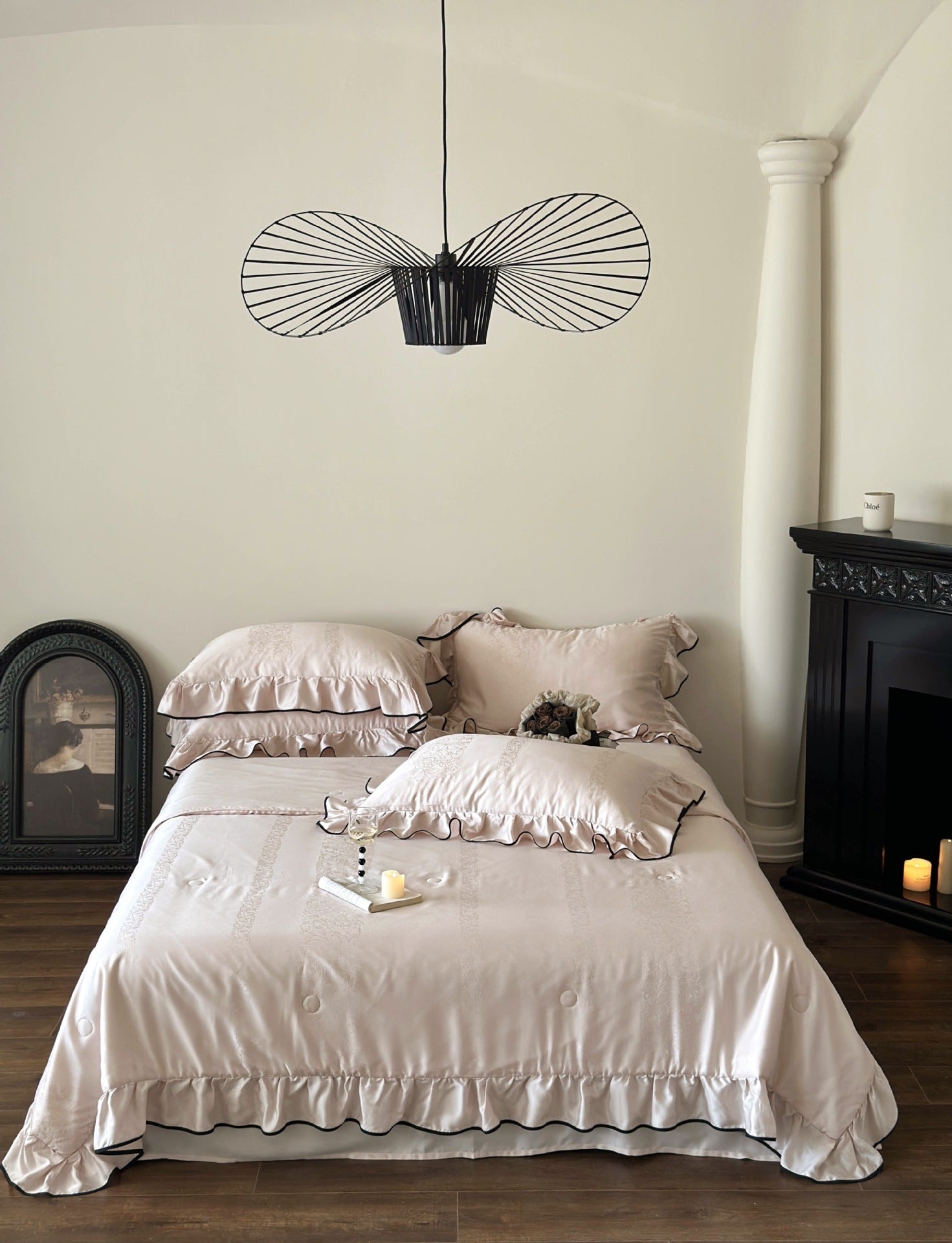 - Ever Lasting - Silky Ruffle Blanket Comforter Set / White - Bedding Set - Ever Lasting