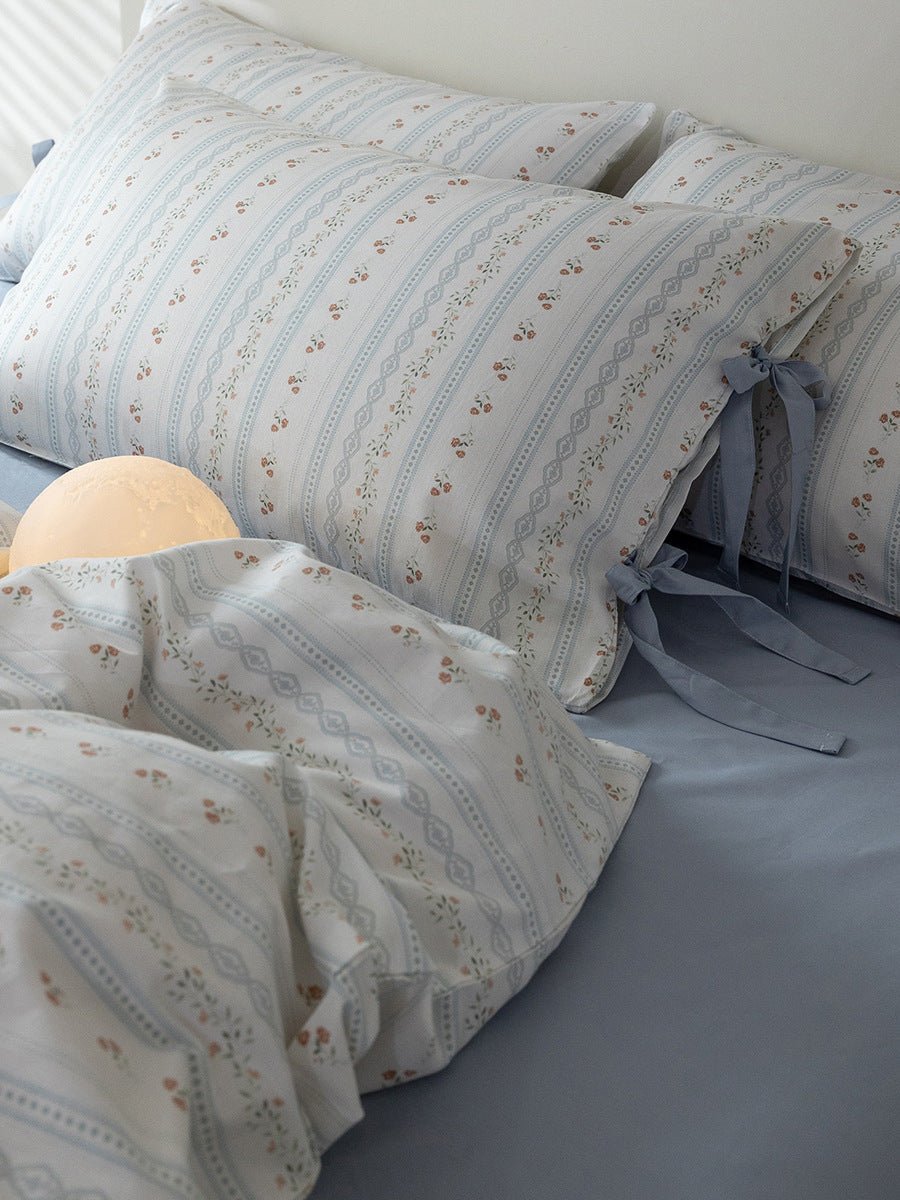 - Ever Lasting - Soft Cottage Blue Ribbon Bedding Set / Blue - Bedding Set - Ever Lasting