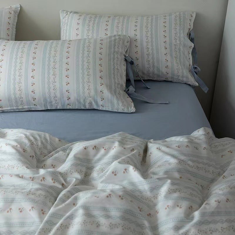- Ever Lasting - Soft Cottage Blue Ribbon Bedding Set / Blue - Bedding Set - Ever Lasting
