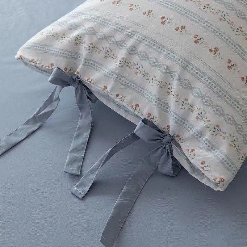 - Ever Lasting - Soft Cottage Blue Ribbon Bedding Set / Blue - Bedding Set - Ever Lasting