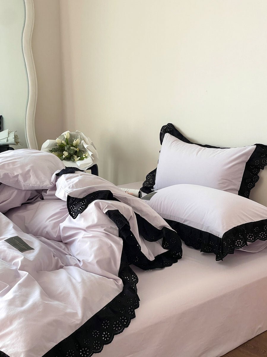 - Ever Lasting - Strawberry Black Lace Ruffle Bedding Set - Bedding Set - Ever Lasting