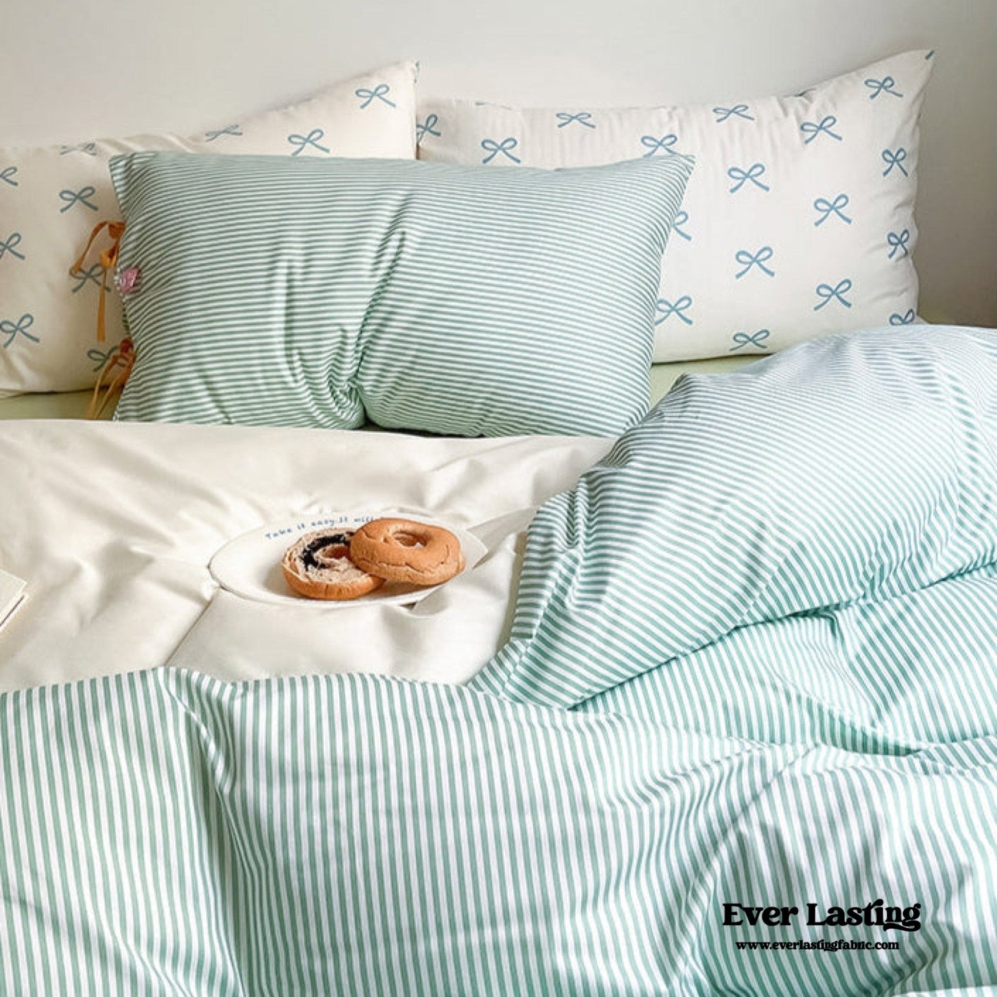 Sweet Bow Striped Bedding Set / Pink - Ever Lasting
