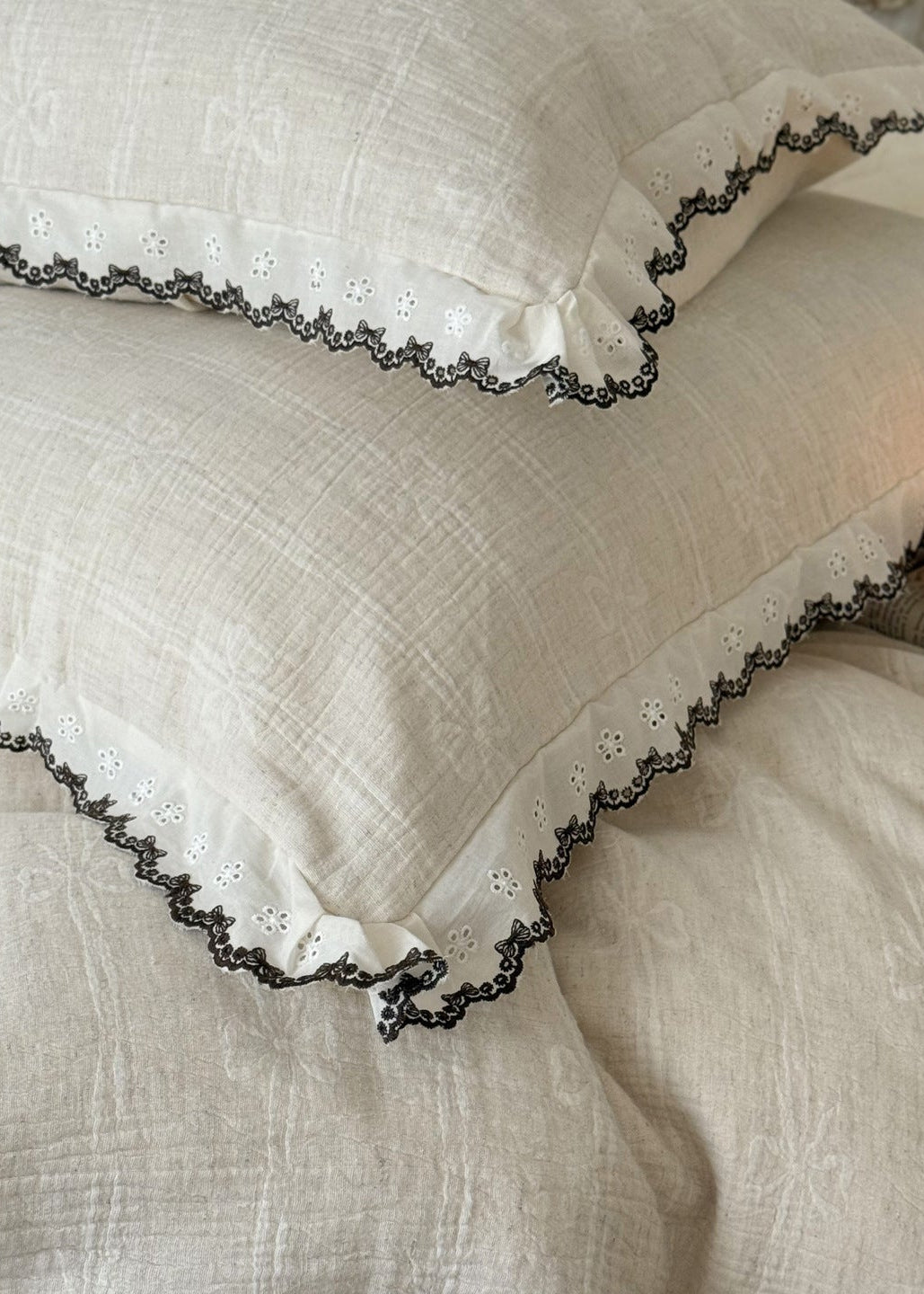 - Ever Lasting - Tatiana Lace Jacquard Bedding Bundle - Bedding Bundle - Ever Lasting