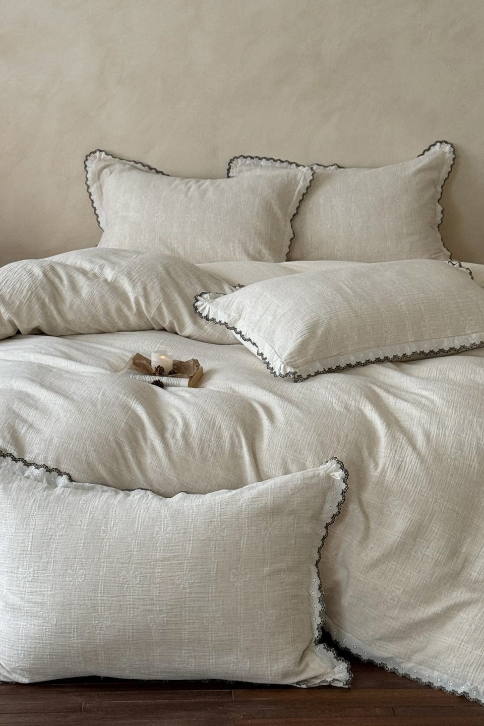 - Ever Lasting - Tatiana Lace Jacquard Bedding Bundle - Bedding Bundle - Ever Lasting