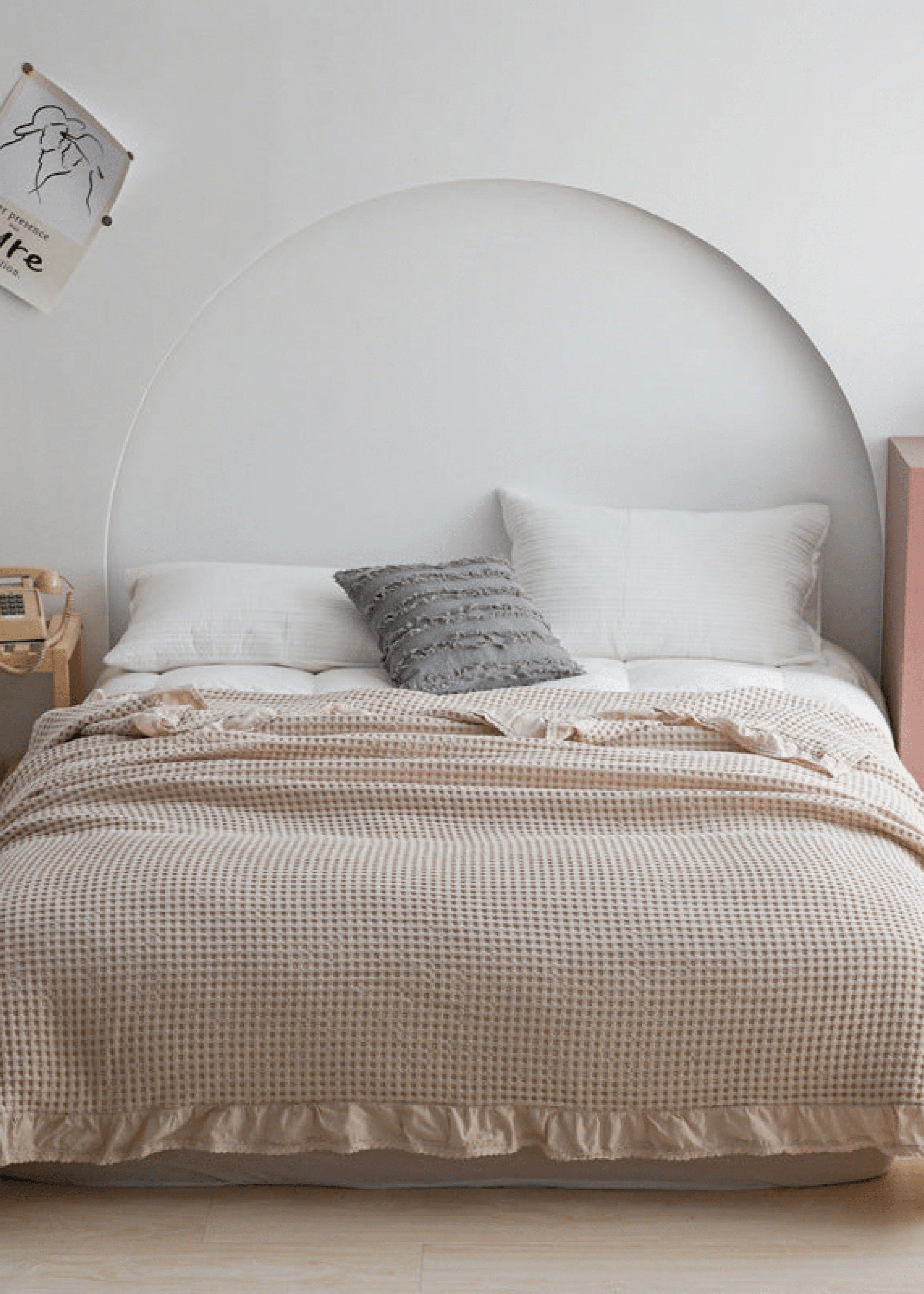 - Ever Lasting - Textured Ruffle Cotton Blanket / Beige - Blankets - Ever Lasting