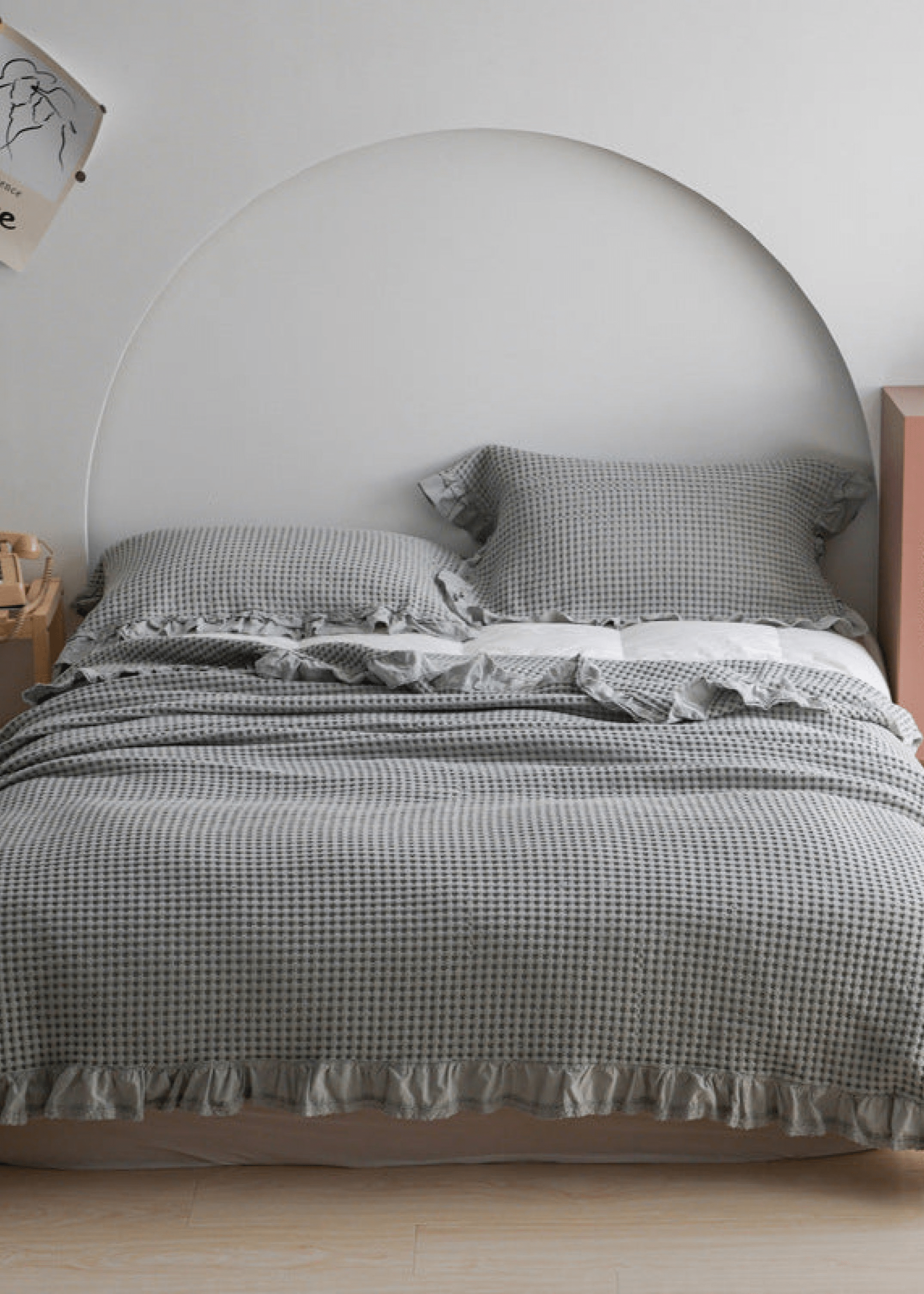 - Ever Lasting - Textured Ruffle Cotton Blanket / Pink - Blankets - Ever Lasting