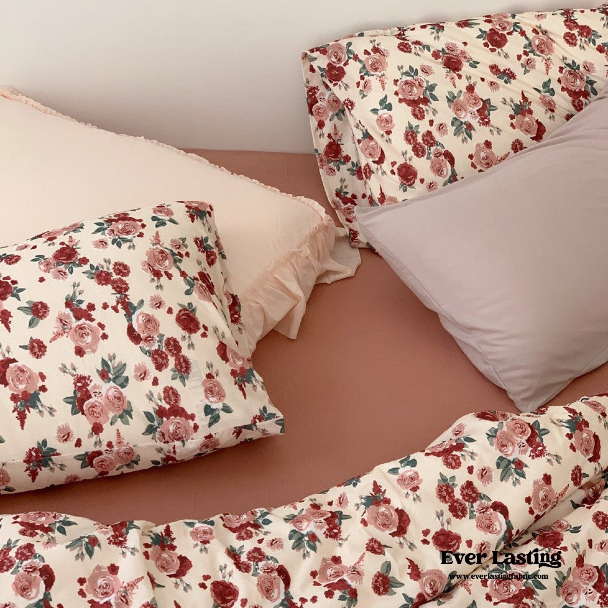 Vintage Floral Jersey Knit Bedding Bundle - Ever Lasting