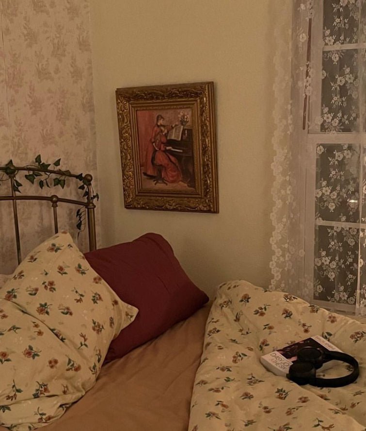 - Ever Lasting - Vintage Inspired Floral Bedding Set / Brown + Beige - Bedding Set - Ever Lasting