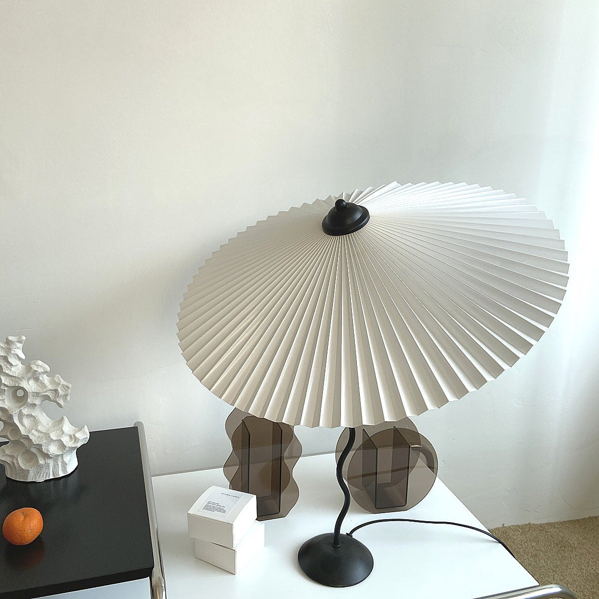 - Ever Lasting - Vintage Inspired Tilted Umbrella Lamp / Beige - Light - Ever Lasting