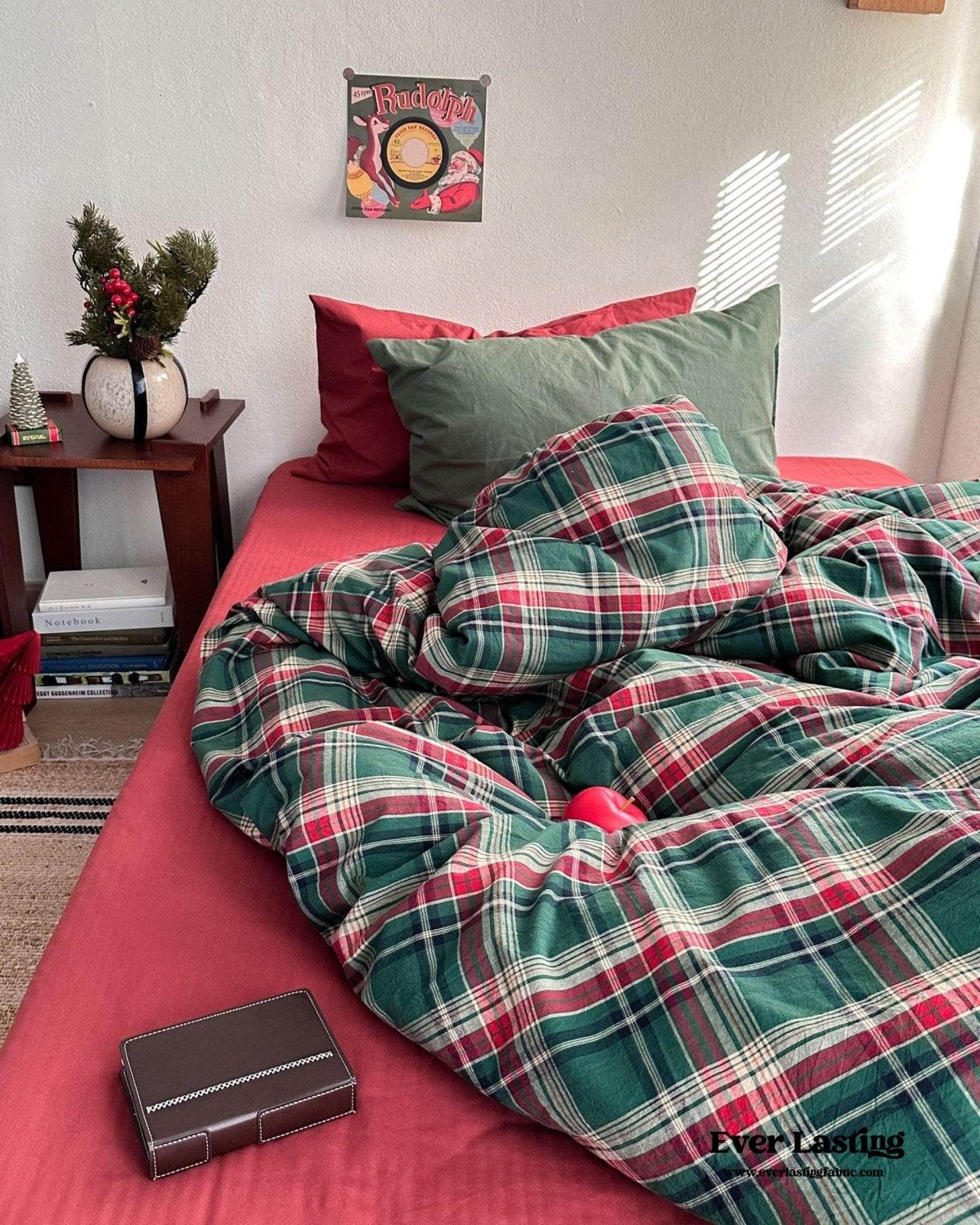 Vintage Plaid Bedding Set / Red & Green - Ever Lasting