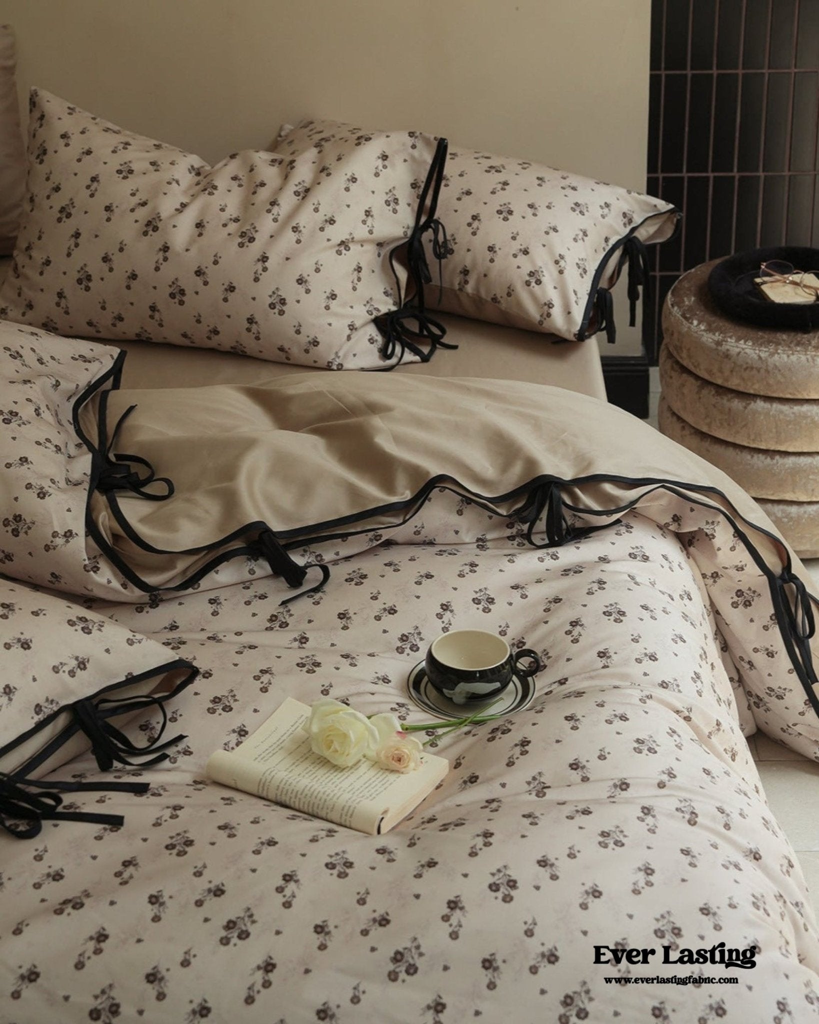 Violetta Silky Cottage Floral Bedding Set - Ever Lasting