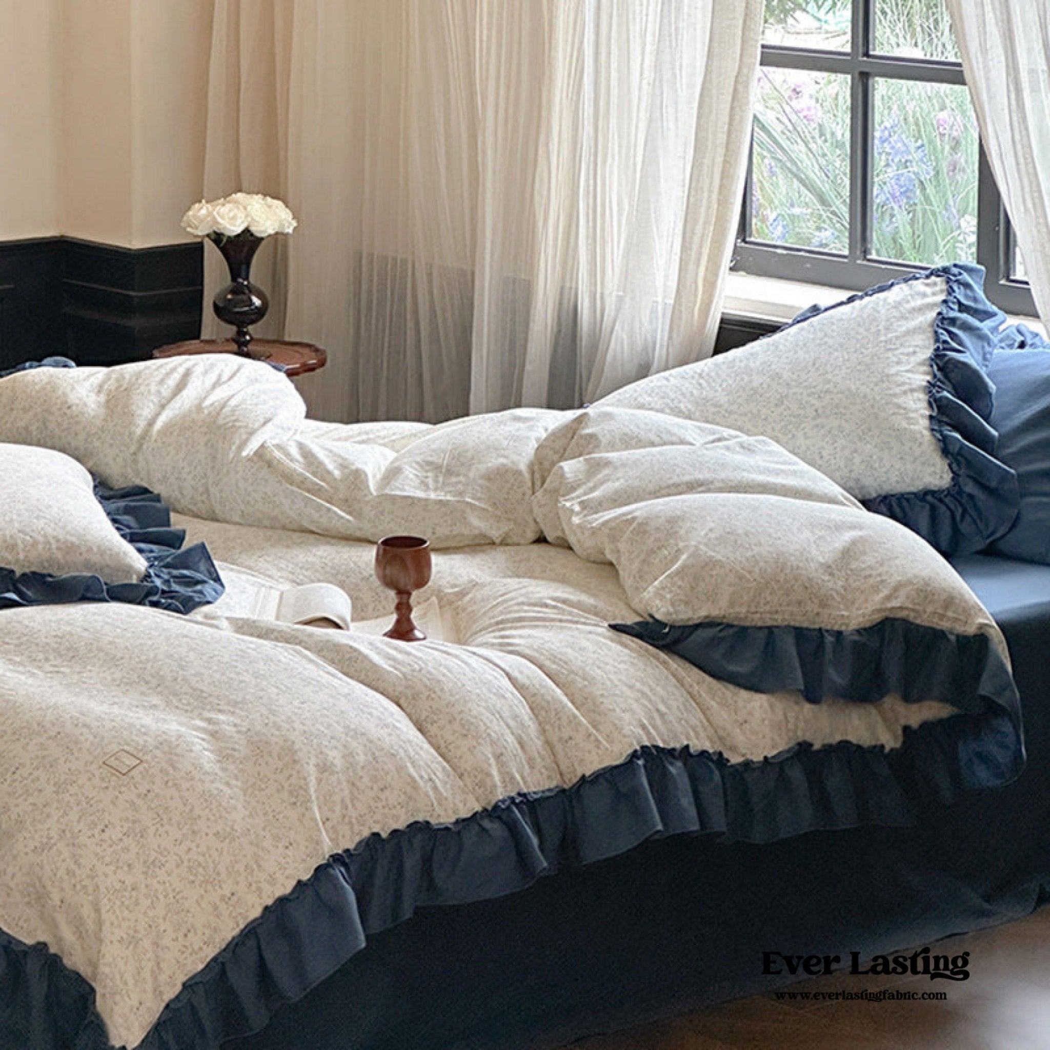 Vivienne Floral Double Gauze Bedding Set / Cobalt Blue - Ever Lasting