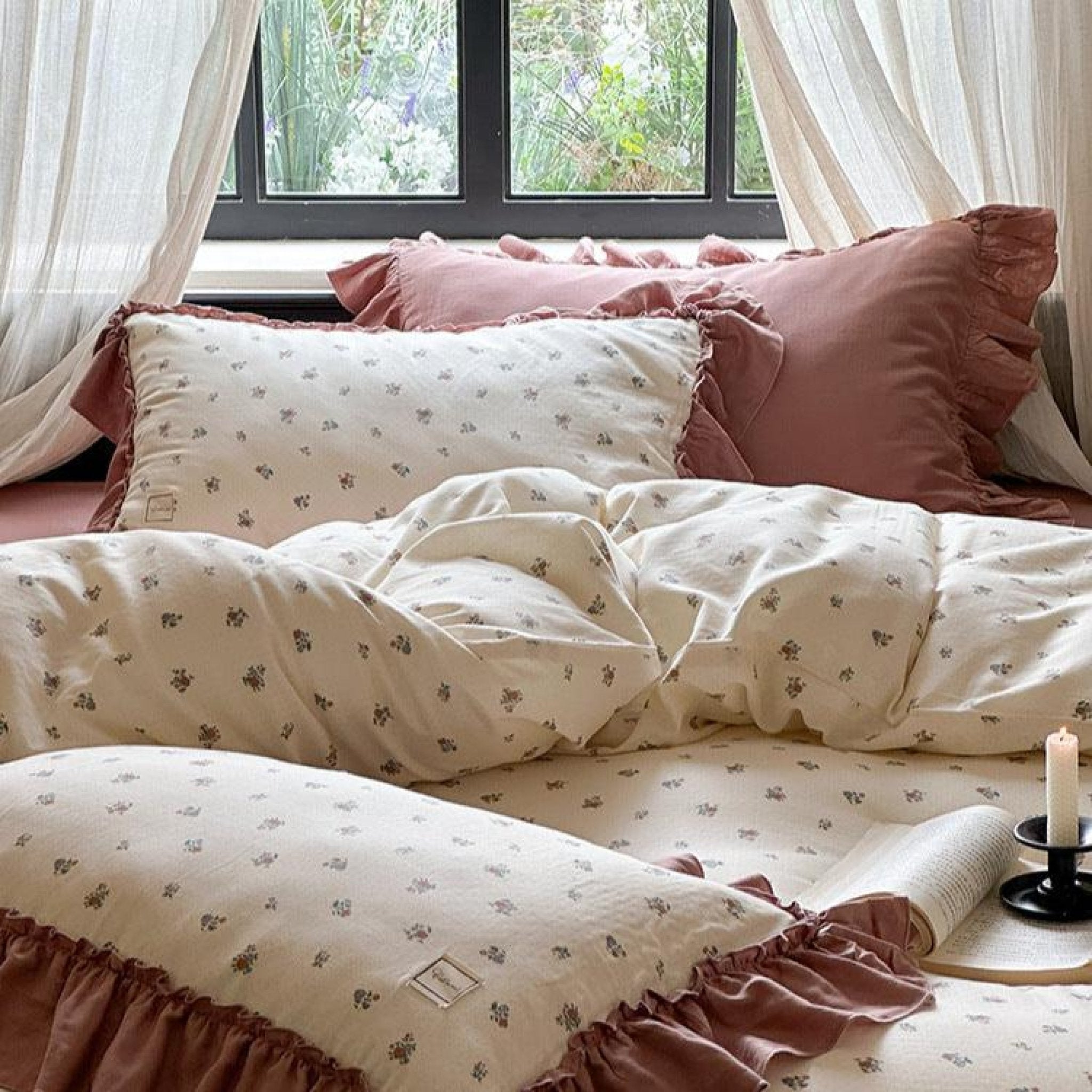 Vivienne Floral Double Gauze Bedding Set / Cobalt Blue - Ever Lasting