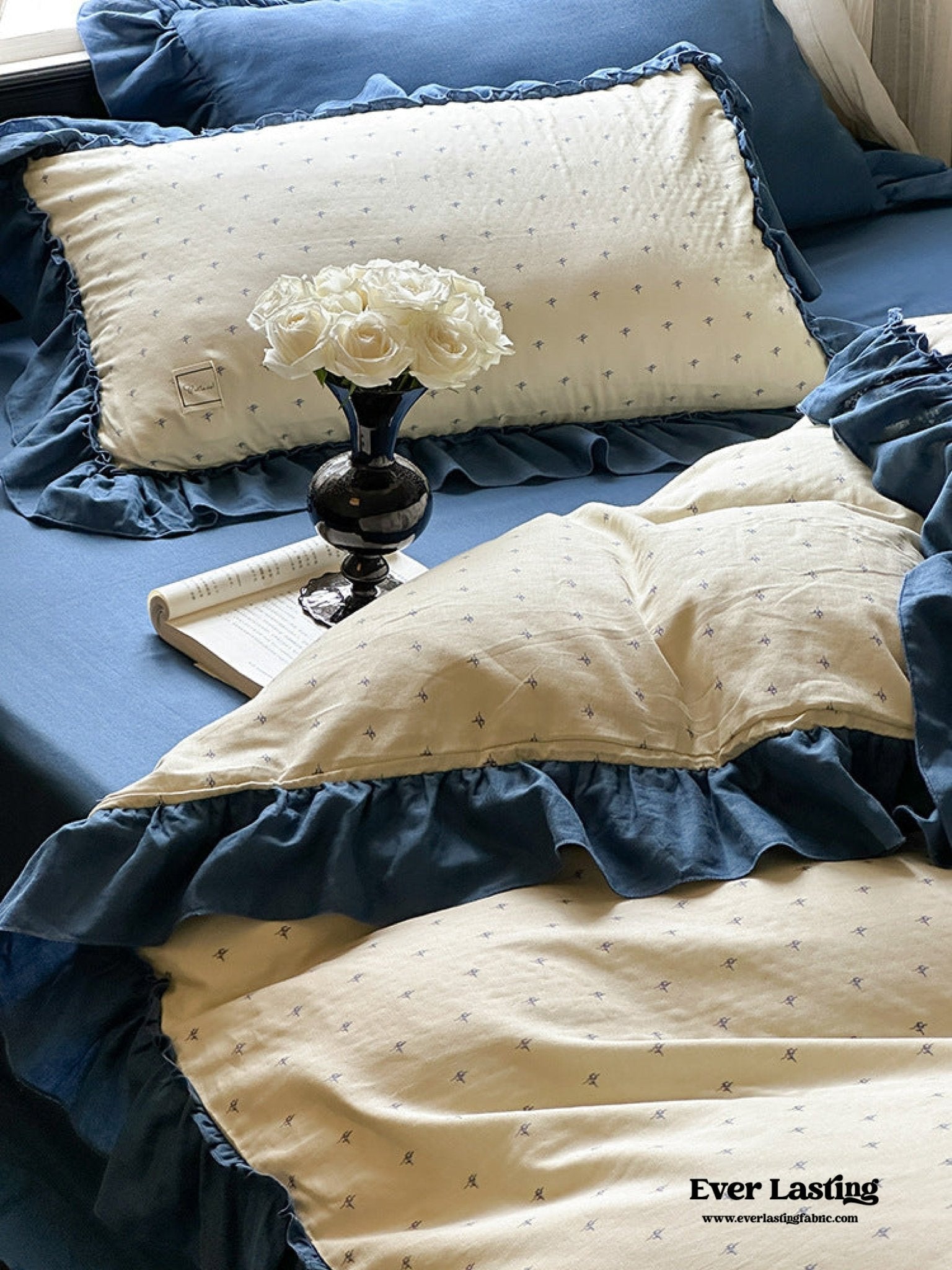 Vivienne Floral Double Gauze Bedding Set / Cobalt Blue - Ever Lasting