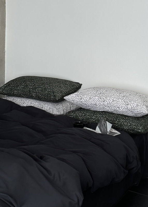 Wesley Retro Modern Bedding Set / Cream - Ever Lasting