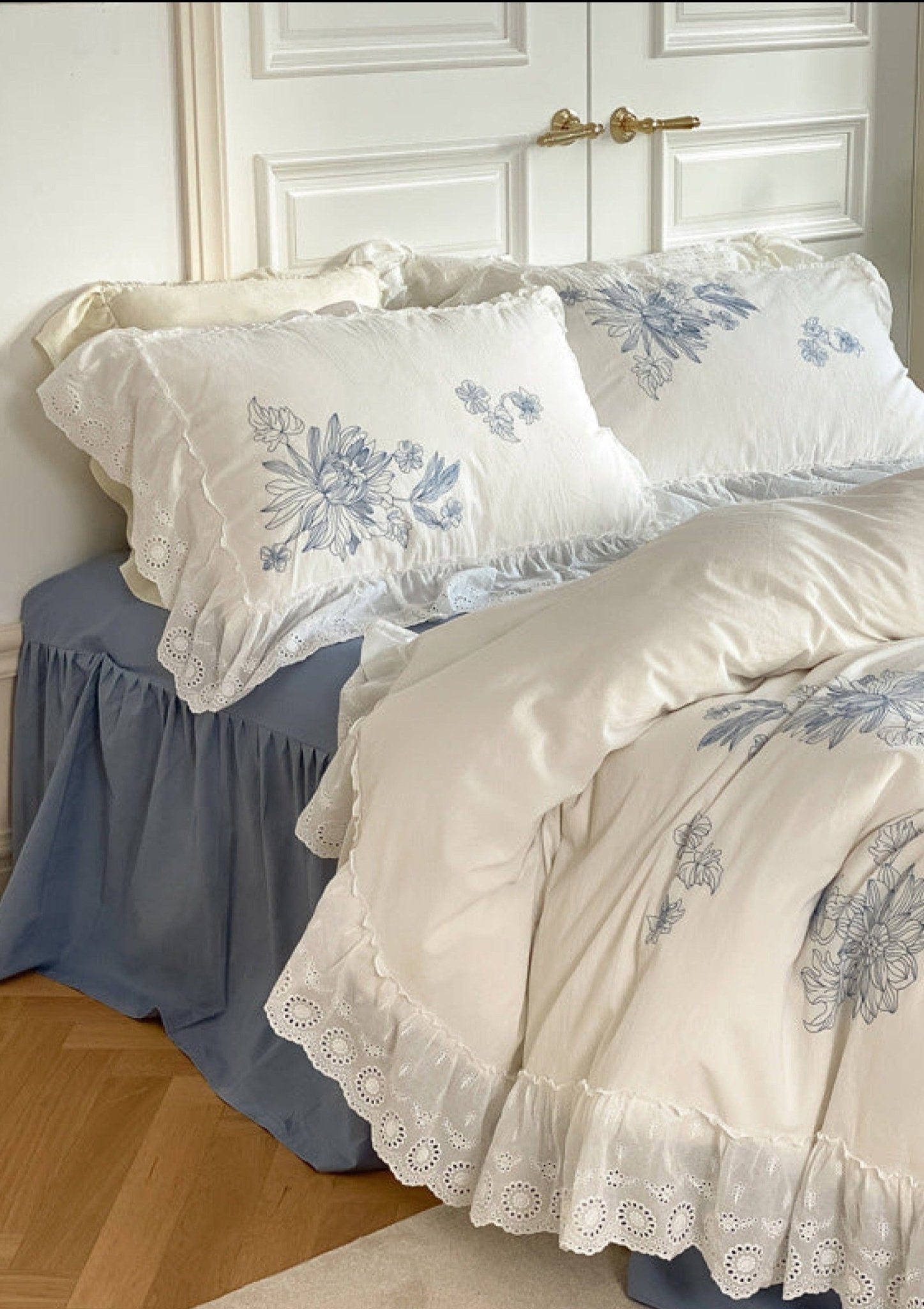 White Cottage Washed Cotton Ruffle Bedding Set - Ever Lasting