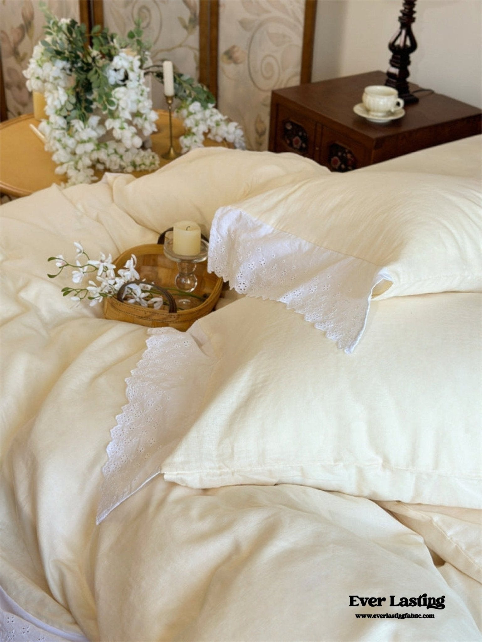 White Ruffle Lace Bedding Set / Purple - Ever Lasting