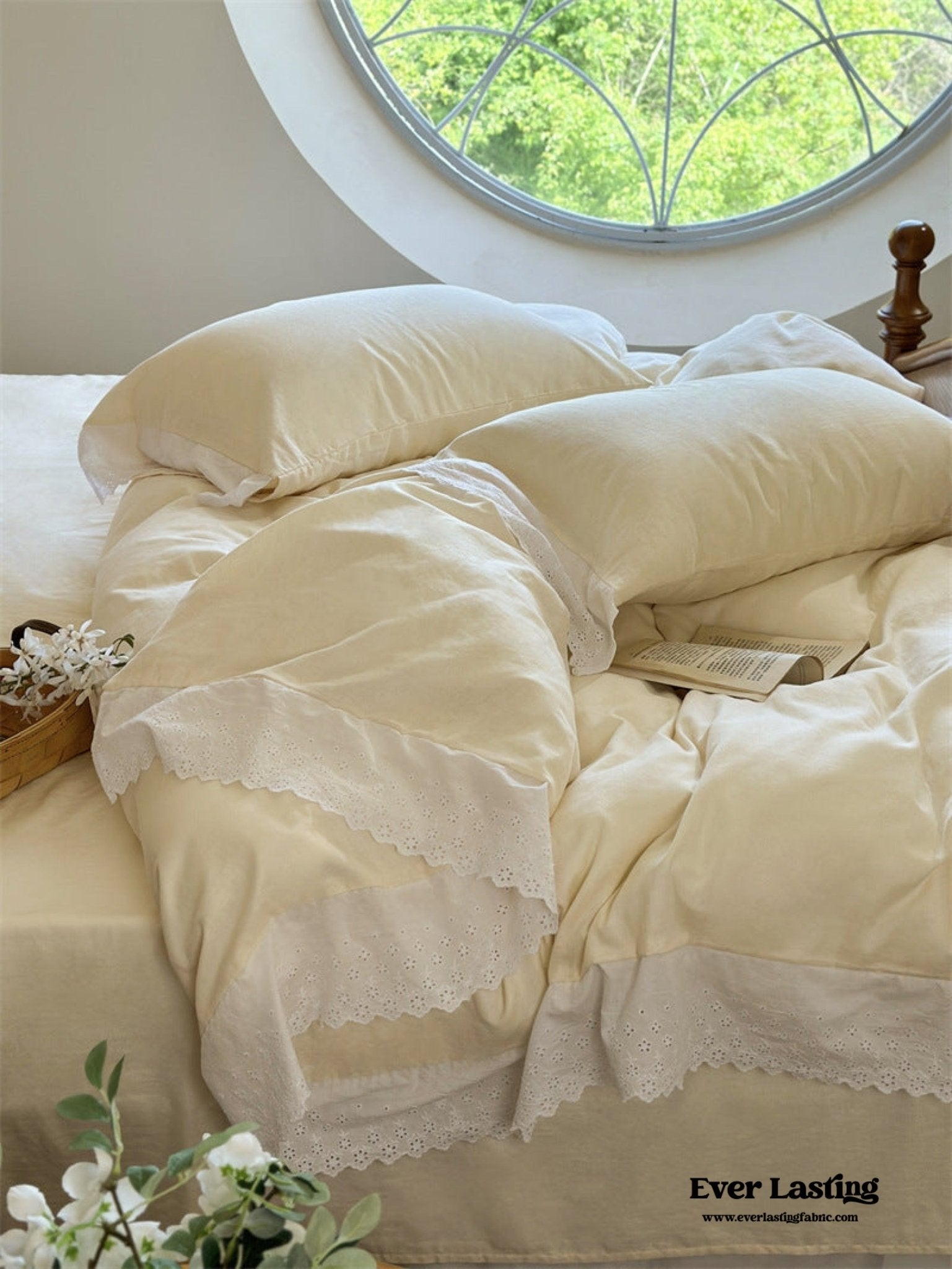 White Ruffle Lace Bedding Set / Yellow - Ever Lasting