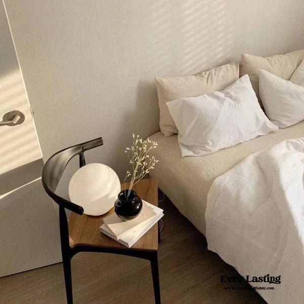 5 Minimalist Bedroom Updates for a Clutter-Free, Comfortable Spring Makeover🌷🍃 - Ever Lasting