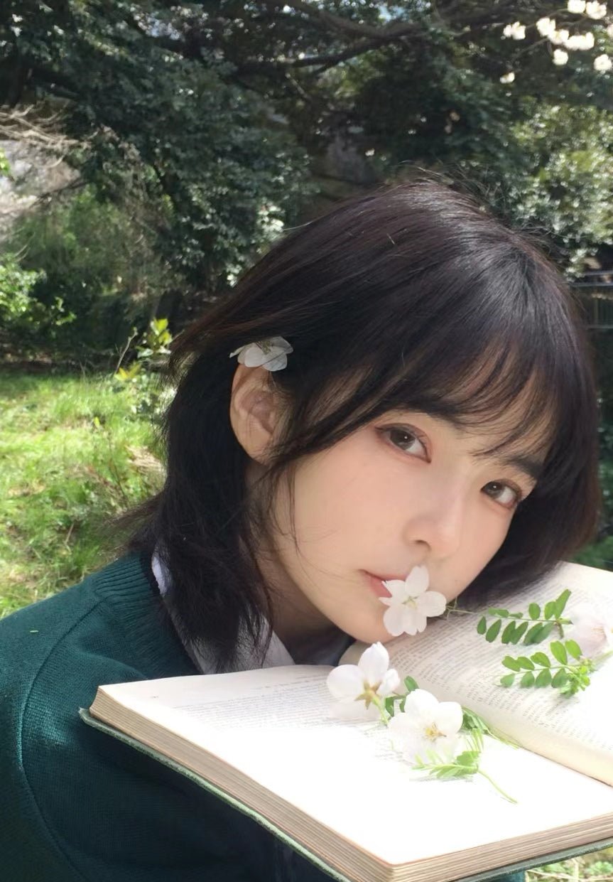 6 tricks to redecorate your bedroom for spring with ever lasting - Ever Lasting