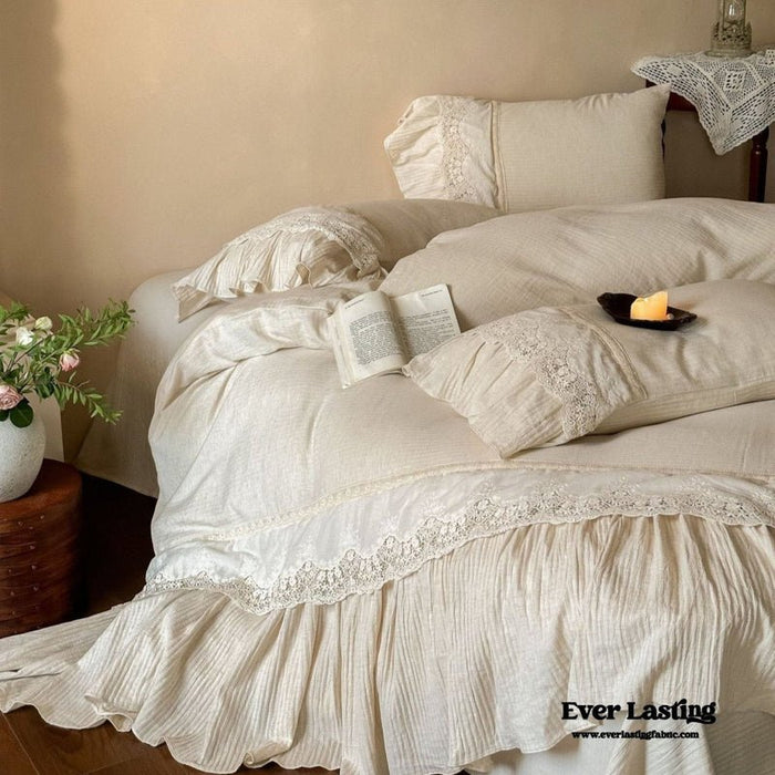 A Guide for Styling Your Bed Based on Bedroom Size - Ever Lasting