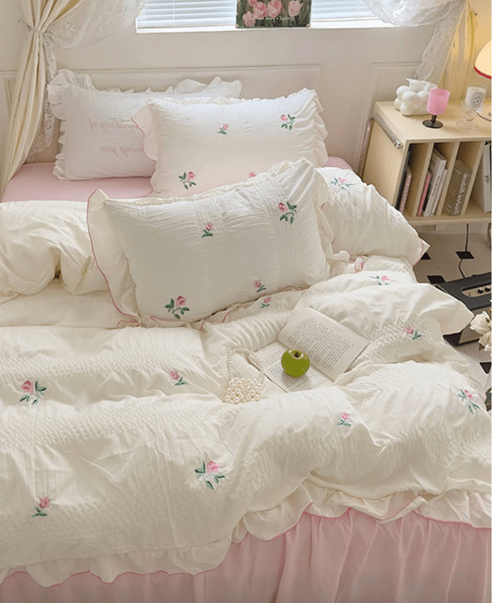 Bloom Into August with Ever Lasting’s Floral Wonderland! - Ever Lasting