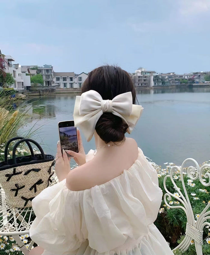 🎀 Bow stacking: Elevate style from wardrobe to bedroom ! - Ever Lasting