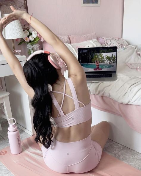 Pink Pilates Girlie at Home