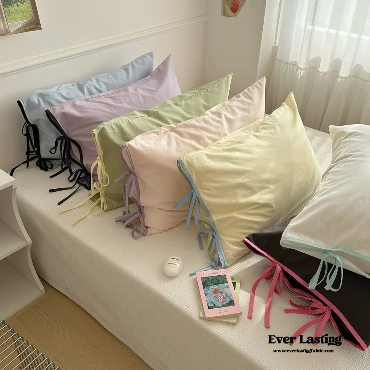 Chloe Solid Tie Pillowcase / Purple with Black Ties