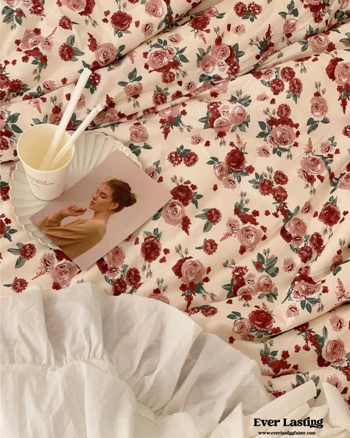 Cozy and Chic: Mixing Patterns and Textures for a Spring-Ready Bed - Ever Lasting