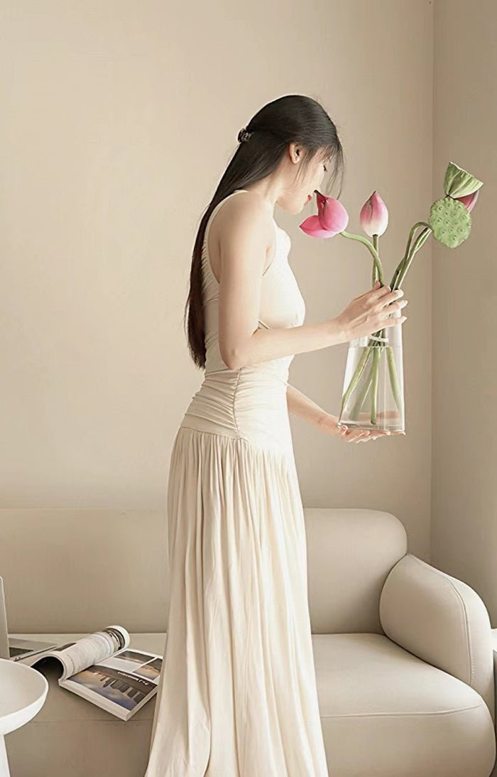 Create a minimalist bedroom for spring with Ever Lasting  🌸 - Ever Lasting