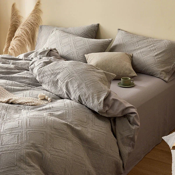 Edgy Yet Elegant: Moto Boho Bedroom Inspiration for Maximum Comfort - Ever Lasting