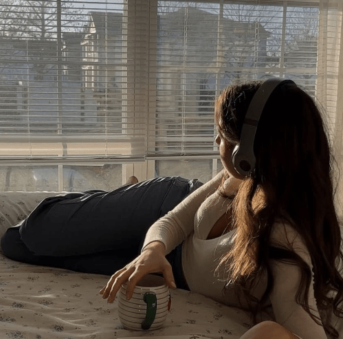 How to Master the Downtown Girl Off Duty Aesthetic at Home - Ever Lasting
